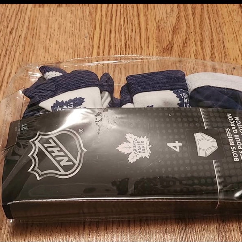 George Boys' Navy & White Boxer Briefs - Toronto Maple Leafs Pack of 4, size 2
